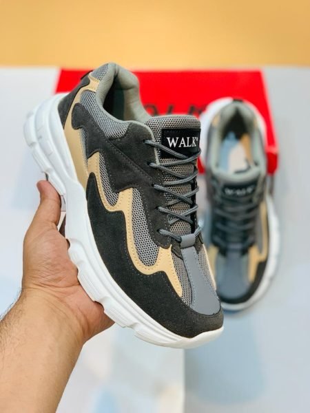 PREMIUM SPRING SNEAKERS