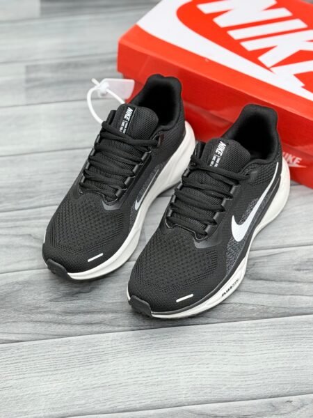 NIKE AIR ZOOM React 2024 - Black
