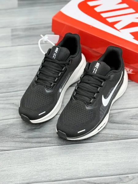 NIKE AIR ZOOM React 2024 - Black