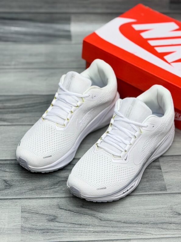 NIKE AIR ZOOM React 2024 – White