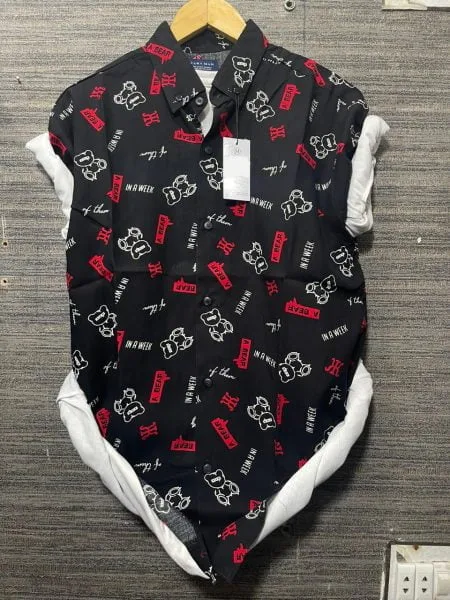 Men's Printed Black A Bear In A Week Half Sleeves Shirt