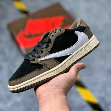 Men's Travis Scott x Air Jordan 1 Low Shoes