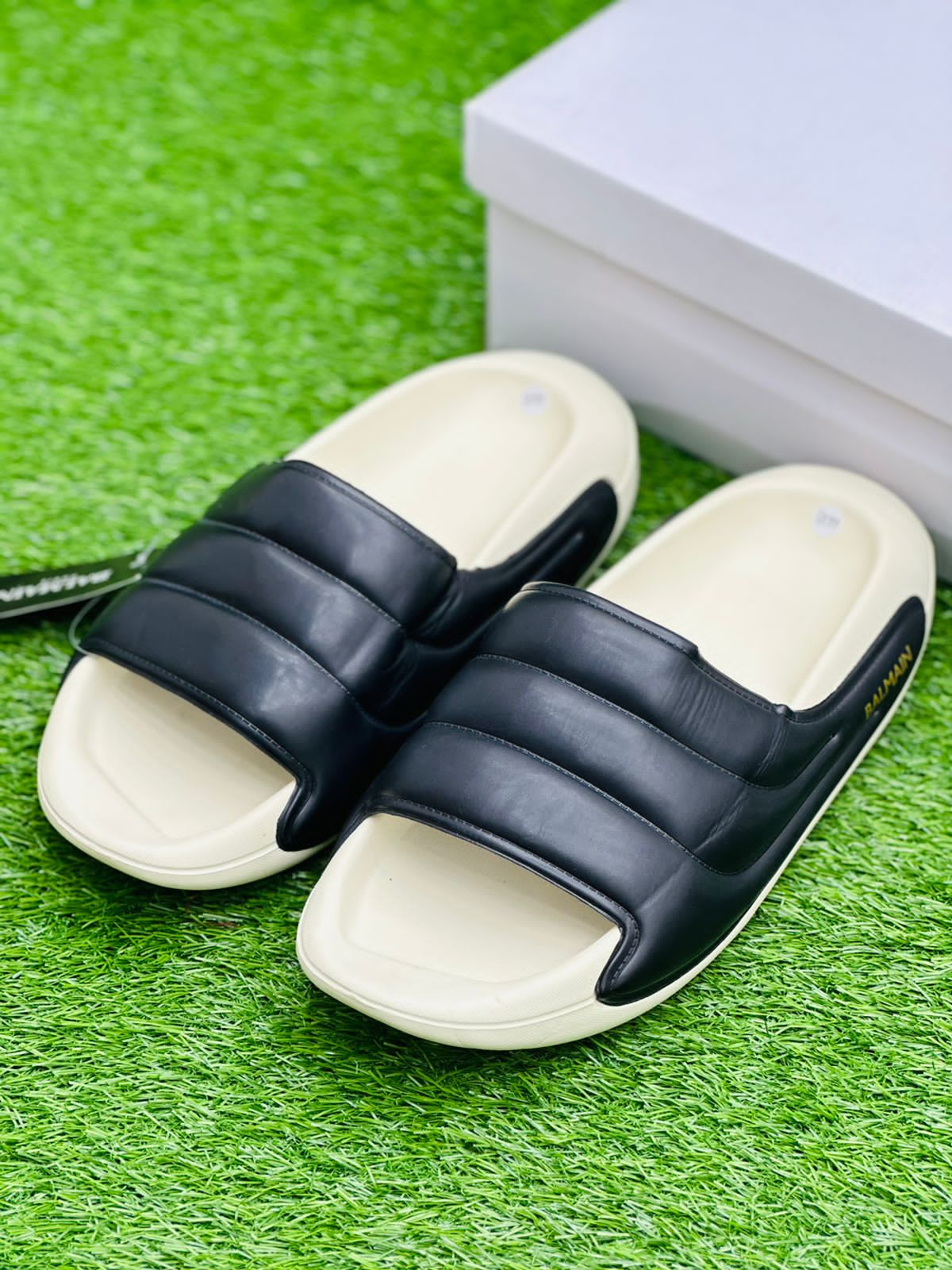 Balmain slippers discount for men