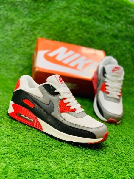 Nike Air Max 90