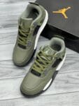 Air Jordan 4 Retro – Men’s Sneakers