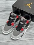 Air Jordan 4 Retro – Men’s Sneakers