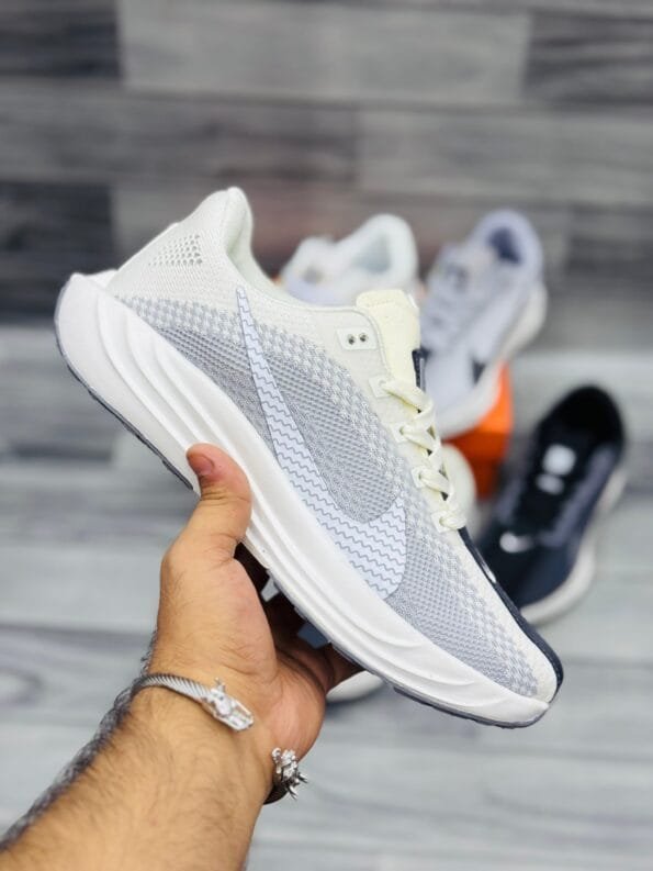 Nike Pegasus Plus- Off White