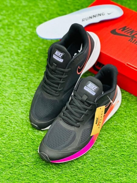 Nike Air Zoom Guide 10