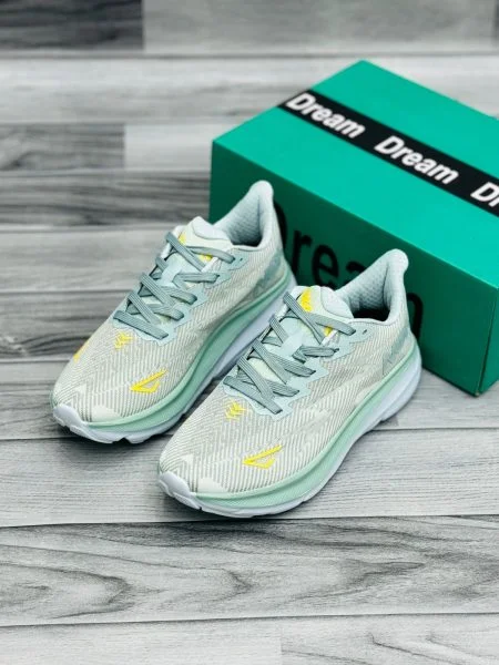 NOKA Running Shoes