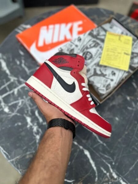 Nike Air Jordan 1 High OG Retro