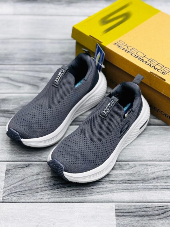 Skechres Ultra Light Breathable Shoes