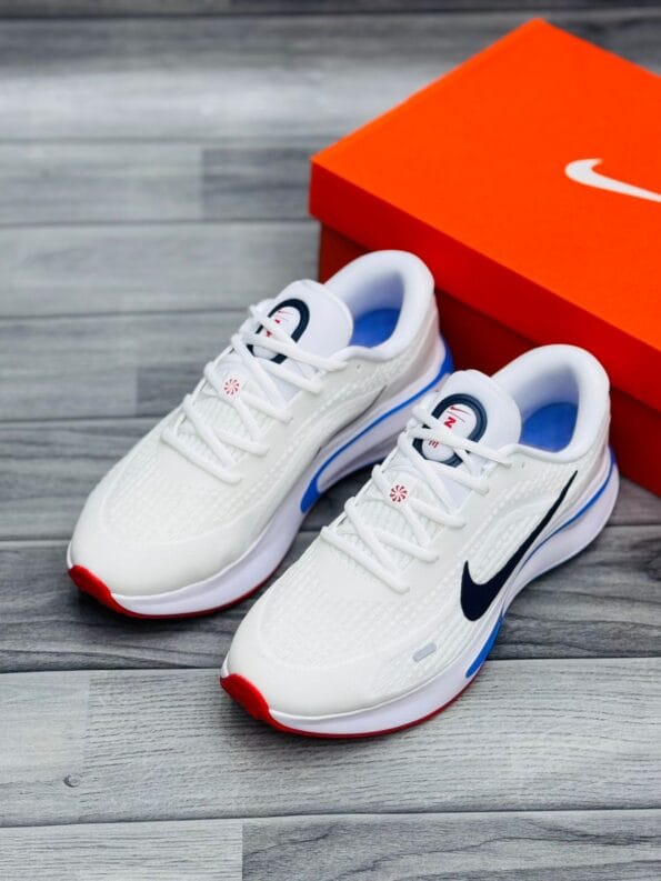 Nike Journey Run Comfi Ride Light Blue