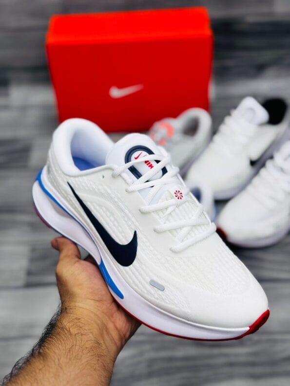 Nike Journey Run Comfi Ride Light Blue