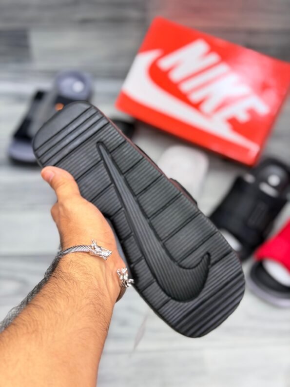 Nike Asuna 3 Slides (2)