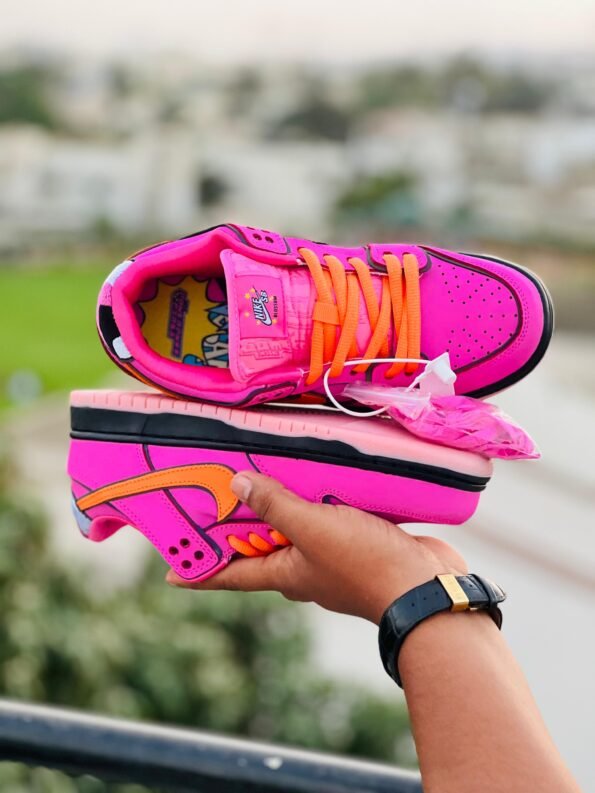 Nike SB Dunk Low Blossom Powerpuff Girls logo detailing.