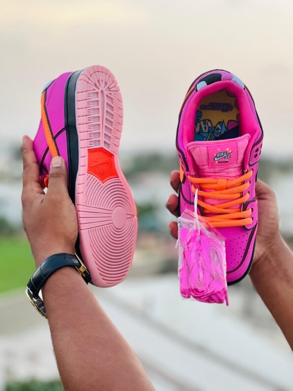 Limited edition Nike SB Dunk Low Blossom pink outsole design.